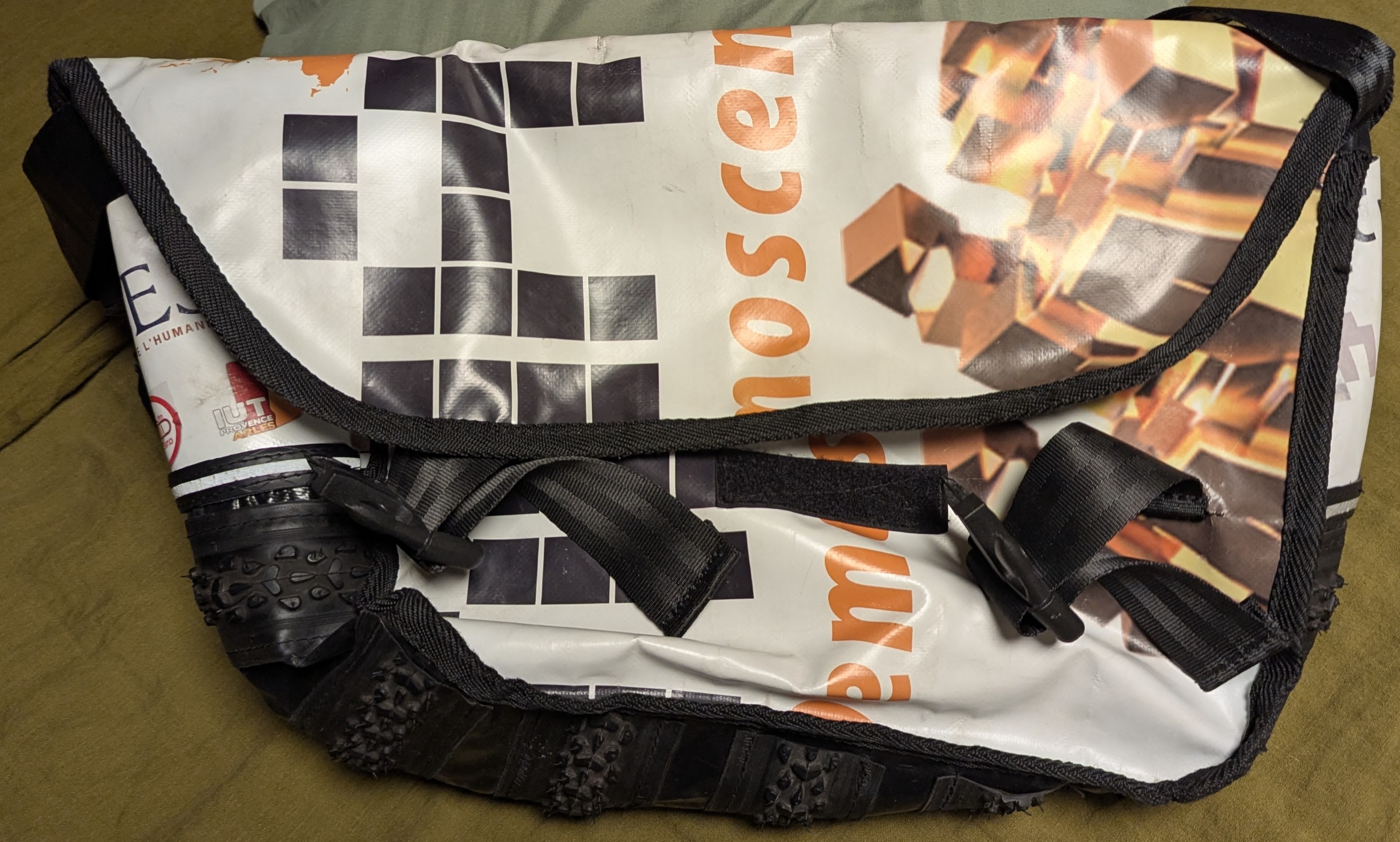 Arles Demoscene Awards bike courier bag no. 2