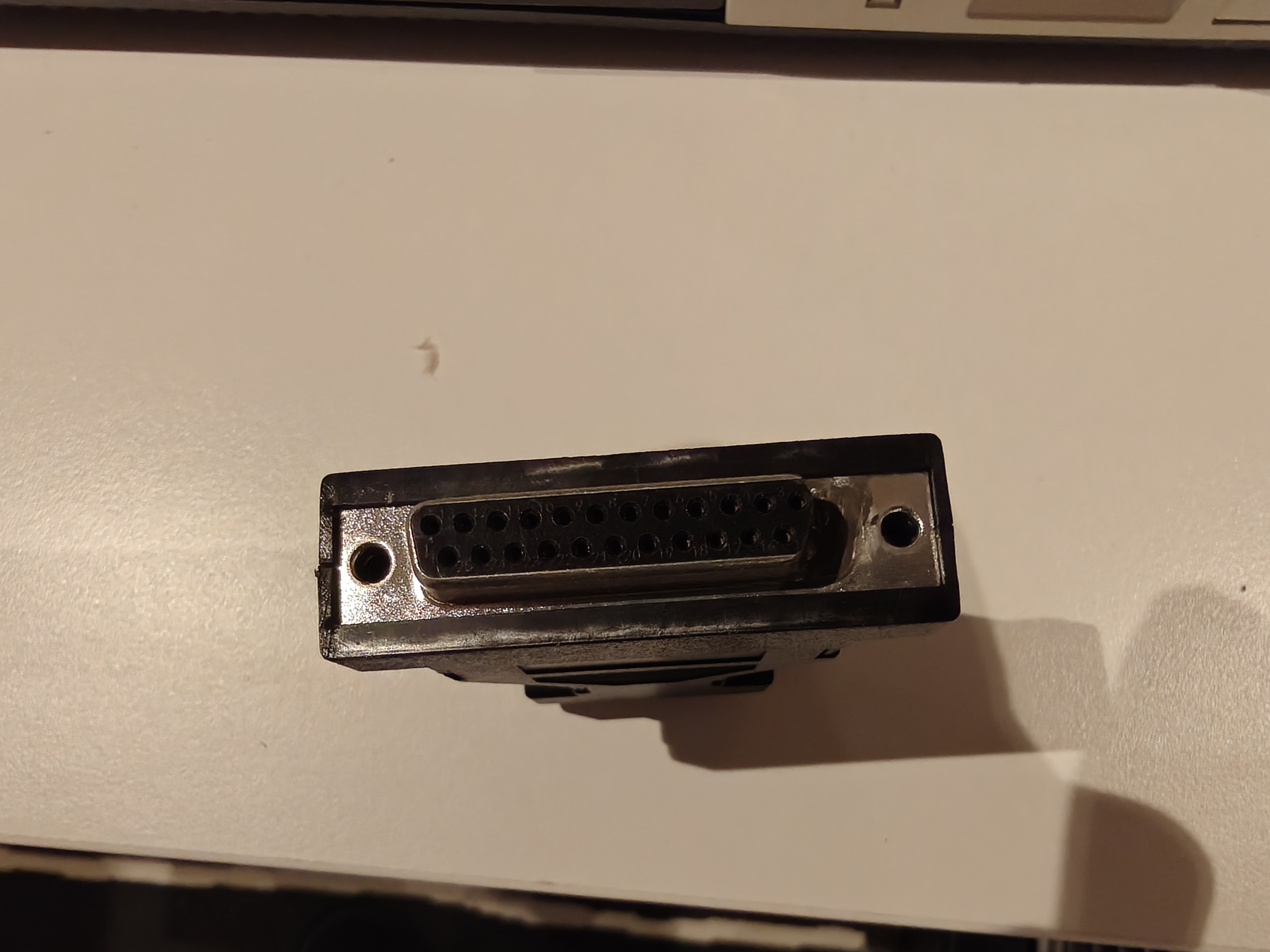 Amiga DB23 Video to VGA converter