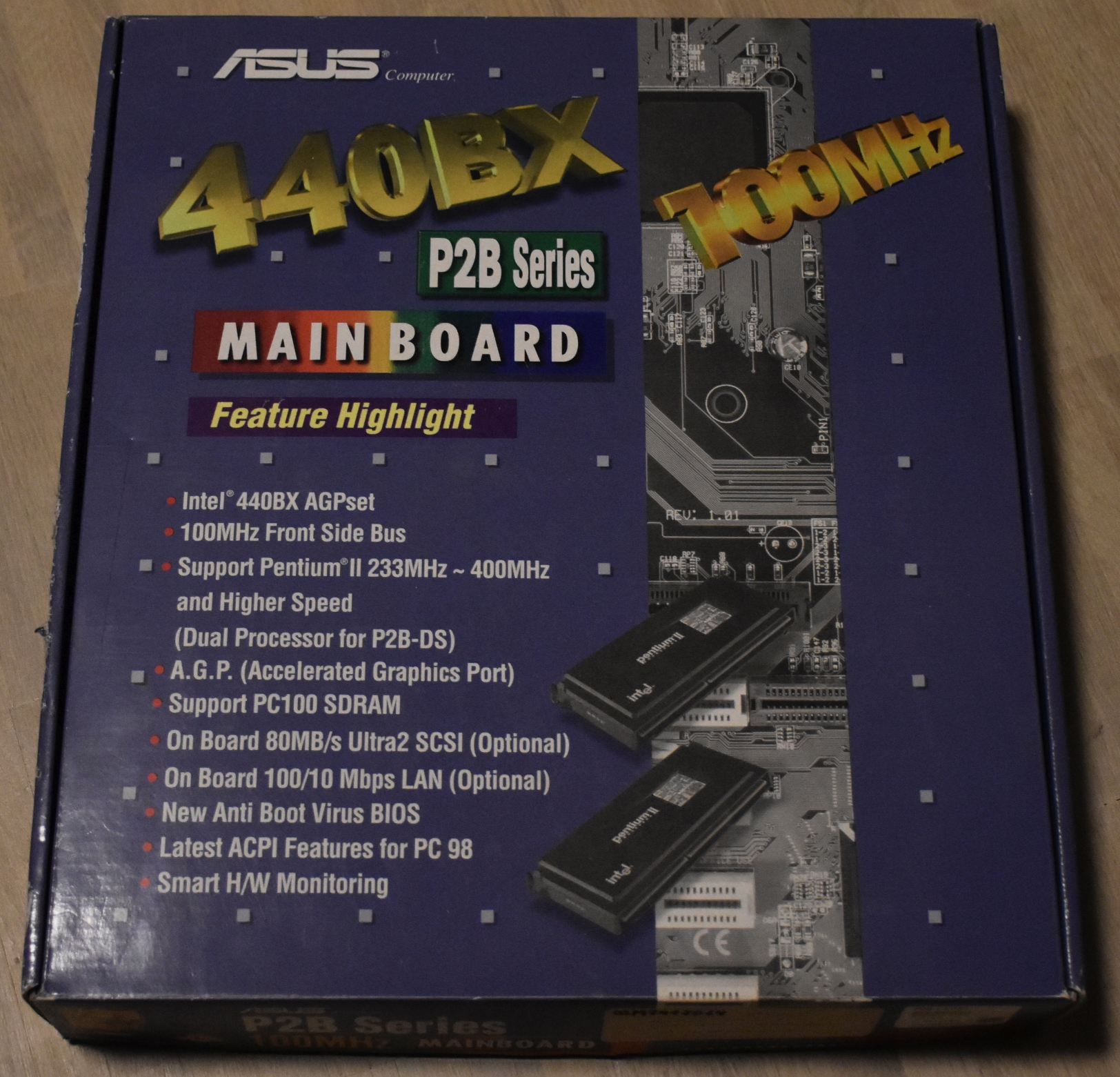 Mainboard: ASUS P2B-S, new old stock
