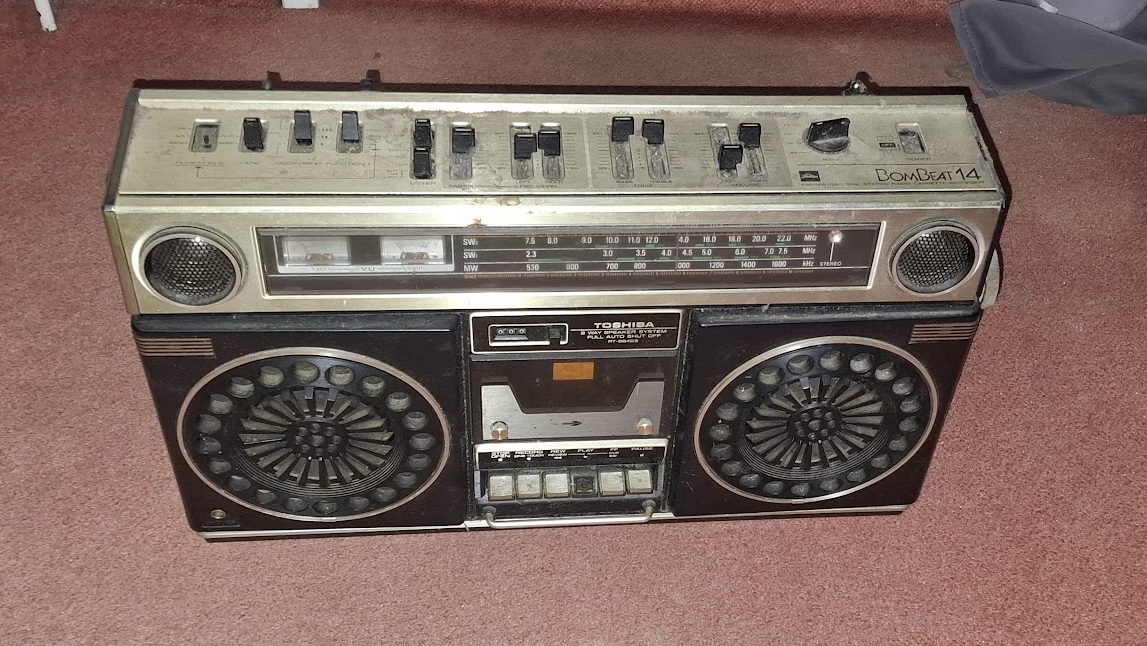 Toshiba BomBeat 14 '79 Ghetto Blaster